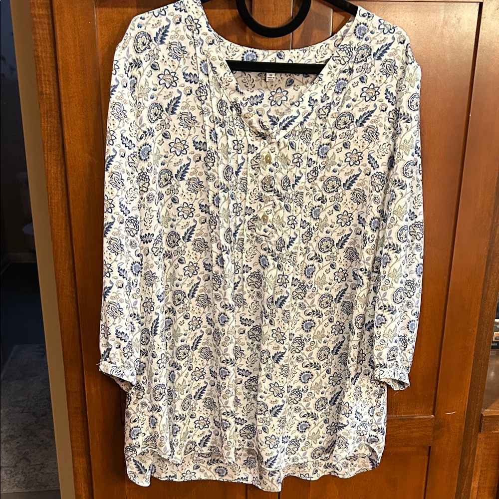 Rose & Olive Blue and White Floral Blouse